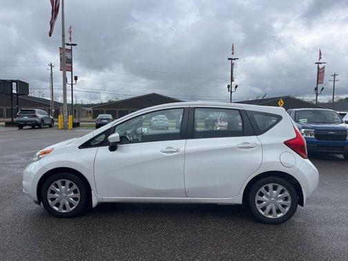 2016 Nissan Versa Note SV