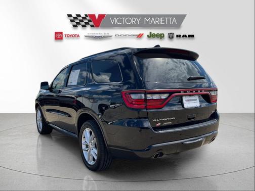 DB Black Crystal Clearcoat 2025 Dodge Durango GT Plus