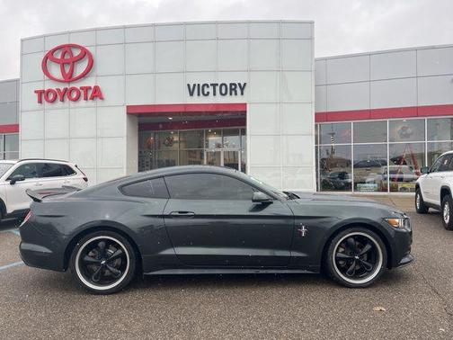 2015 Ford Mustang V6