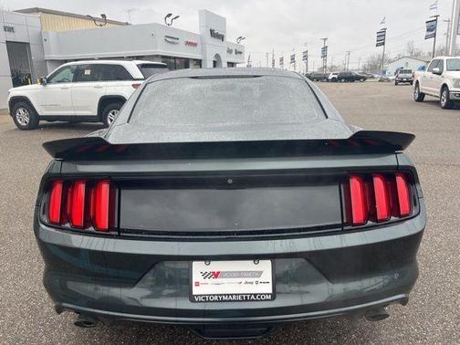 2015 Ford Mustang V6