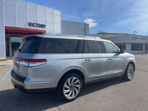 2022 Lincoln Navigator Reserve