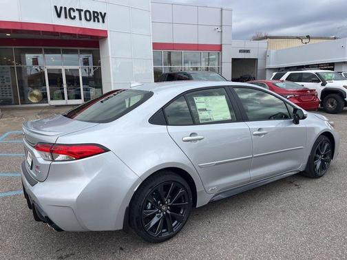 2026 Toyota Corolla Hybrid SE