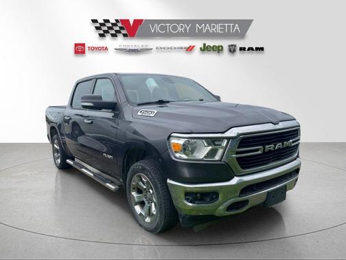Granite Crystal Metallic Clearcoat 2019 RAM 1500 Big Horn