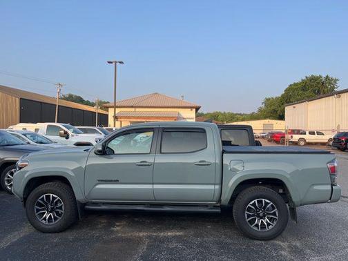 2023 Toyota Tacoma TRD Sport