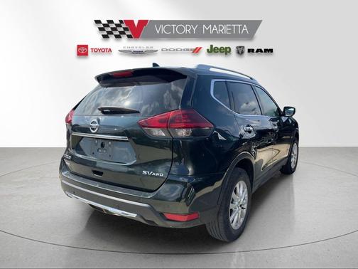 2020 Nissan Rogue SV
