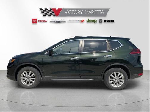 2020 Nissan Rogue SV