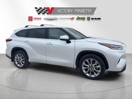 2022 Toyota Highlander Limited