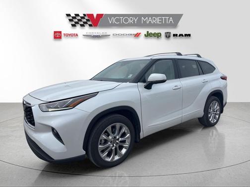 2022 Toyota Highlander Limited