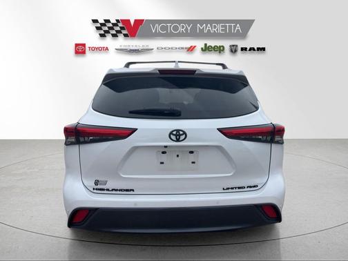 2022 Toyota Highlander Limited