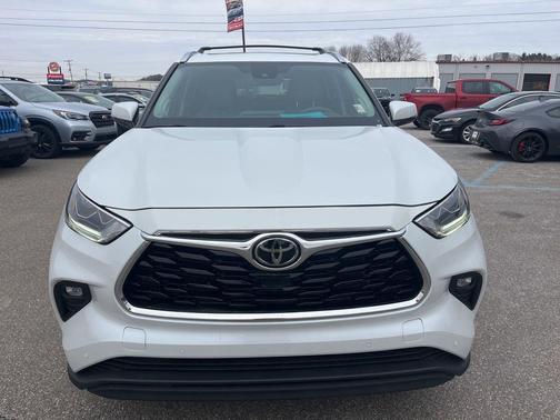 2022 Toyota Highlander Limited