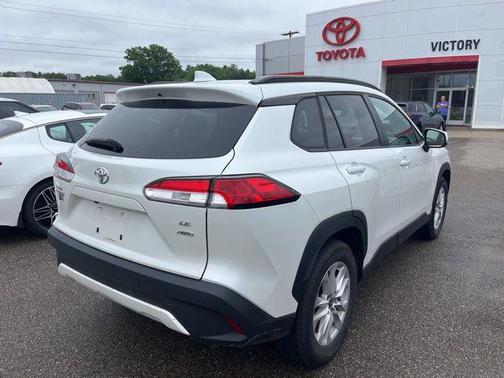 2022 Toyota Corolla Cross LE