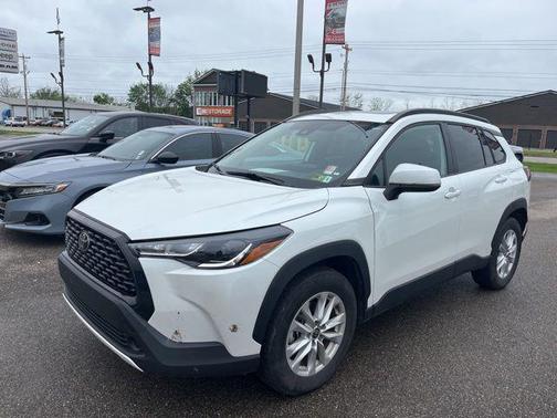 2022 Toyota Corolla Cross LE