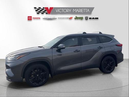 2023 Toyota Highlander Platinum