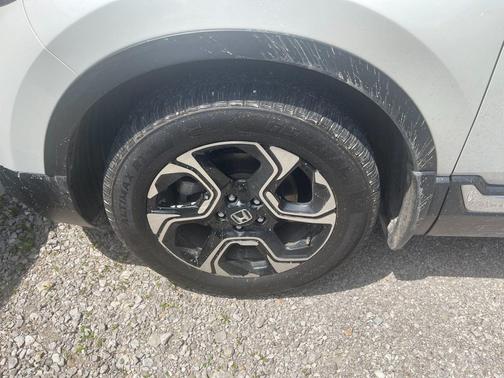 White Diamond Pearl 2018 Honda CR-V Touring
