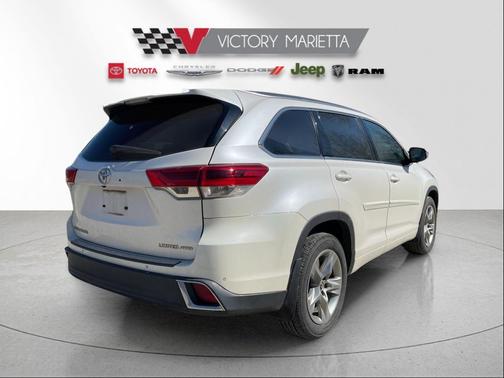 Blizzard Pearl 2017 Toyota Highlander Limited