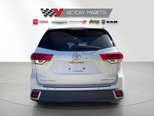 Blizzard Pearl 2017 Toyota Highlander Limited