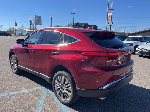 2024 Toyota Venza XLE
