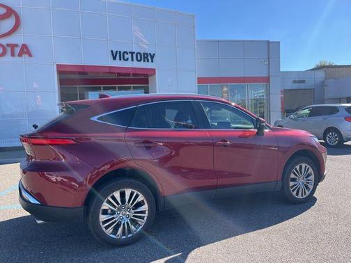 2024 Toyota Venza XLE
