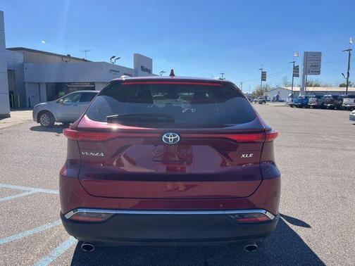 2024 Toyota Venza XLE