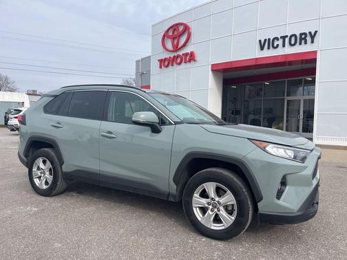 2021 Toyota RAV4 XLE