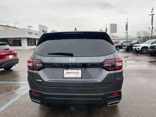 2025 Honda Pilot Black Edition