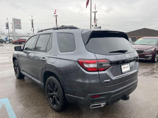 2025 Honda Pilot Black Edition