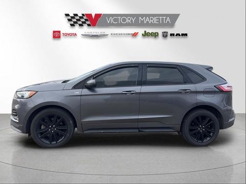 2022 Ford Edge ST Line