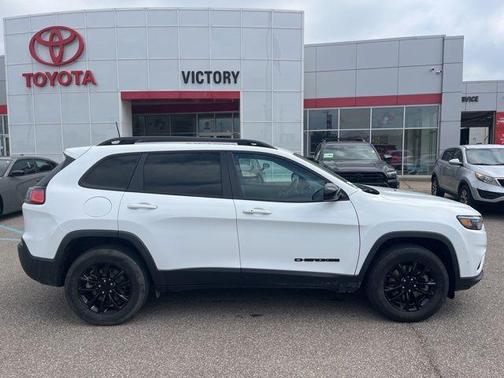 2023 Jeep Cherokee Altitude