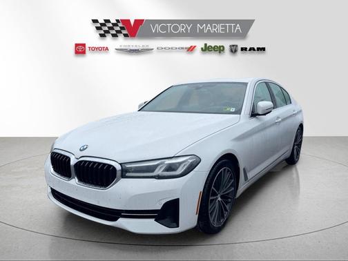 Alpine White 2022 BMW 530 i xDrive