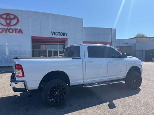 2022 RAM 2500 Big Horn Crew Cab 4x4 6'4' Box