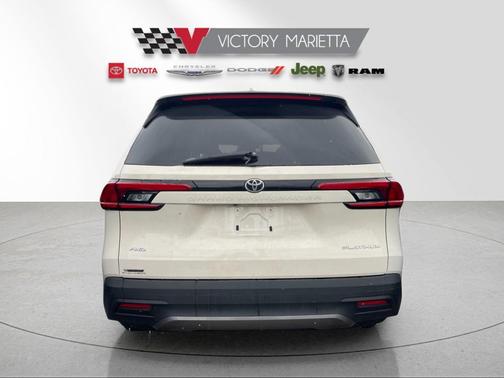 2024 Toyota Grand Highlander Platinum