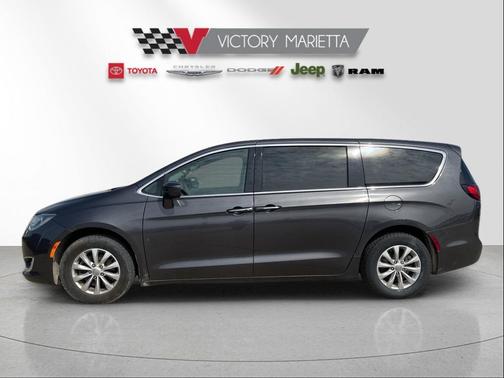 2018 Chrysler Pacifica Touring Plus