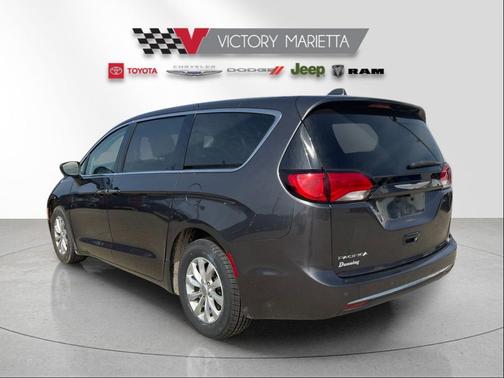 2018 Chrysler Pacifica Touring Plus