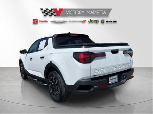 Ice White 2022 Hyundai SANTA CRUZ SEL