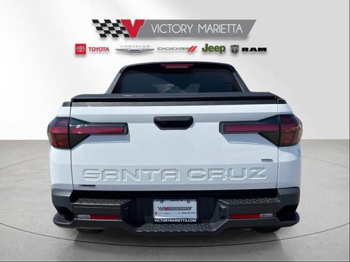 Ice White 2022 Hyundai SANTA CRUZ SEL