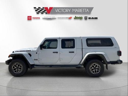 Bright White Clearcoat 2025 Jeep Gladiator Rubicon