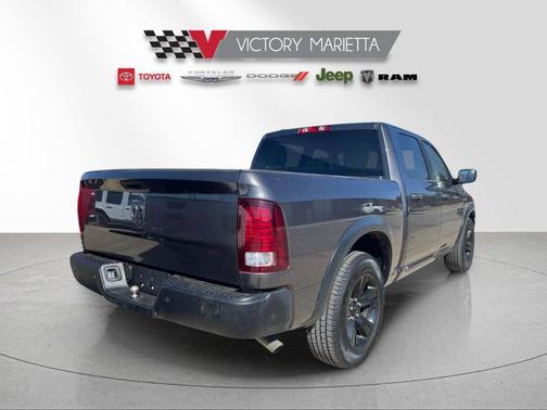 2024 RAM 1500 Classic Warlock Crew Cab 4x2 5'7' Box