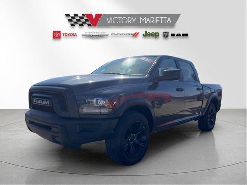 2024 RAM 1500 Classic Warlock Crew Cab 4x2 5'7' Box