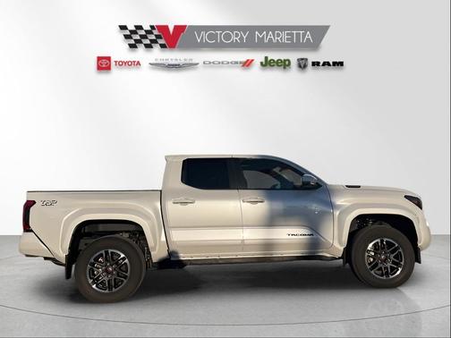 2024 Toyota Tacoma Hybrid TRD Sport