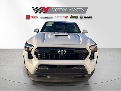 2024 Toyota Tacoma Hybrid TRD Sport