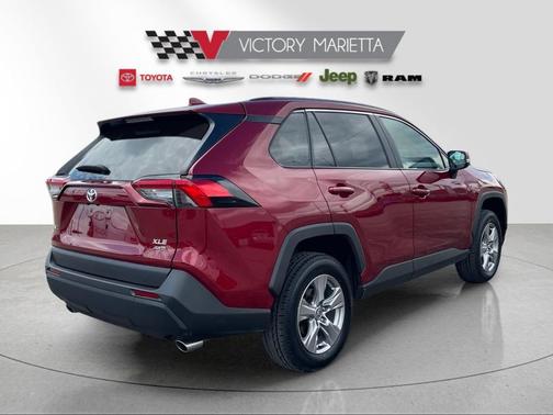 Pearl 2025 Toyota RAV4 XLE