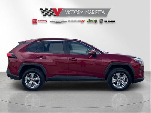 Pearl 2025 Toyota RAV4 XLE