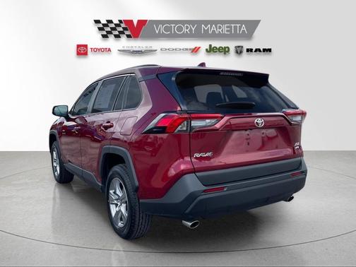 Pearl 2025 Toyota RAV4 XLE