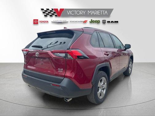 Pearl 2025 Toyota RAV4 XLE