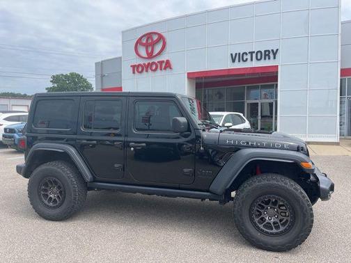 2022 Jeep Wrangler Unlimited High Tide 4x4