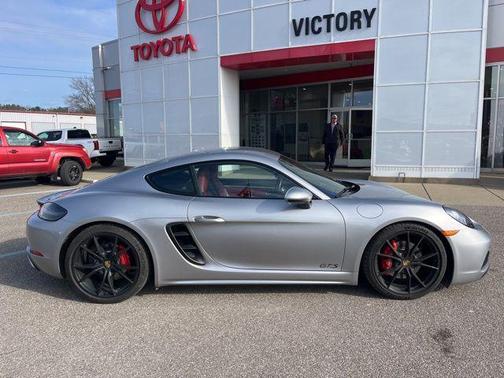 2018 Porsche 718 Cayman GTS