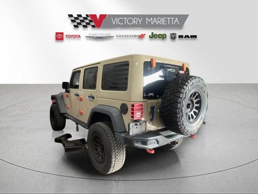 Granite Crystal Metallic Clearcoat 2017 Jeep Wrangler Unlimited Rubicon