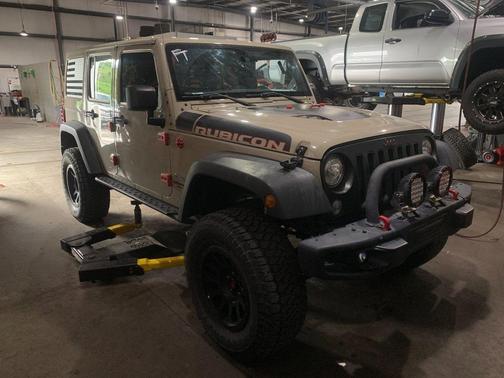Granite Crystal Metallic Clearcoat 2017 Jeep Wrangler Unlimited Rubicon