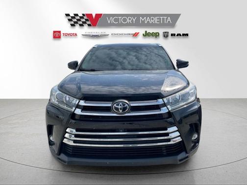 Midnight Black Metallic 2019 Toyota Highlander Limited