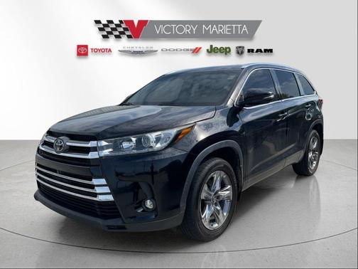 Midnight Black Metallic 2019 Toyota Highlander Limited